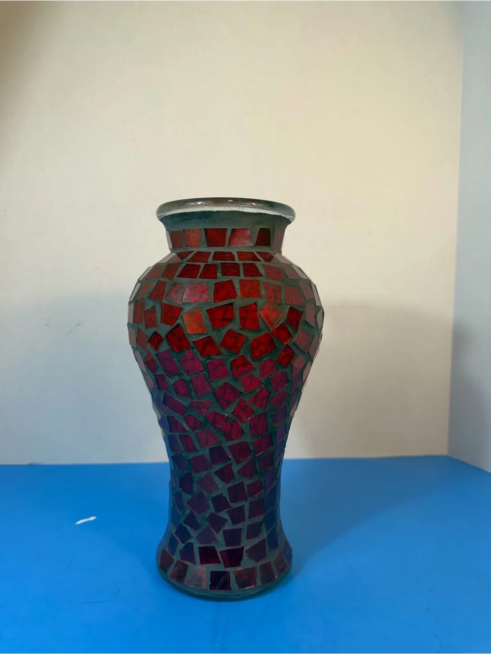 BEAUTIFUL RED STAINED GLASS VASE-11